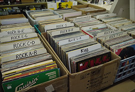Vinyls, CDs & Tapes